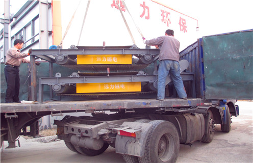 永磁自卸式除鐵器，河南RCYB-10永磁自卸除鐵器_技術(shù)參數(shù)_河南RCYB-10永磁自卸除鐵器磁塊安裝方式_如何換帶 