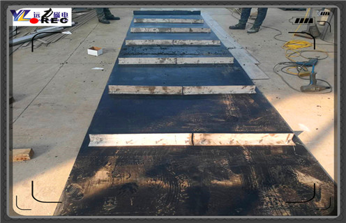 皮帶除鐵器，河南皮帶除鐵器設(shè)備調(diào)整方法_河南皮帶除鐵器設(shè)備跑偏原因及如何調(diào)_刮板價(jià)格