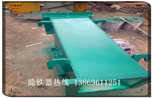 管道除鐵器價(jià)格，湖北管道式除鐵器價(jià)格_構(gòu)造結(jié)構(gòu)圖_遠(yuǎn)力湖北管道式除鐵器價(jià)格12000高斯 可定制工作原理_安裝示意圖