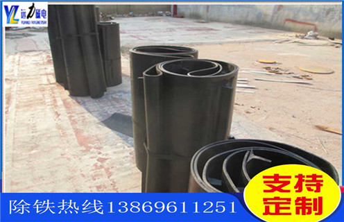 電磁除鐵器皮帶，電磁除鐵器皮帶跑偏是反方向調(diào)整嗎調(diào)整方法_電磁除鐵器皮帶跑偏是反方向調(diào)整嗎跑偏原因及如何調(diào)_刮板價格