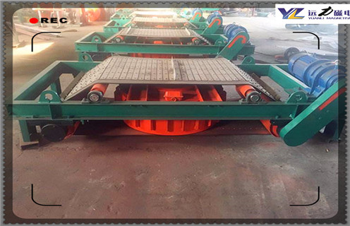 電磁自卸式除鐵器，河北電磁自卸式除鐵器懸掛式_河北電磁自卸式除鐵器懸掛式廠家配件_型號(hào)及工作視頻 