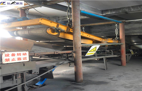 沒冷電磁自卸式除鐵器，山東油冷電磁自卸式除鐵器廠家_山東油冷電磁自卸式除鐵器廠家加多少號油_選型