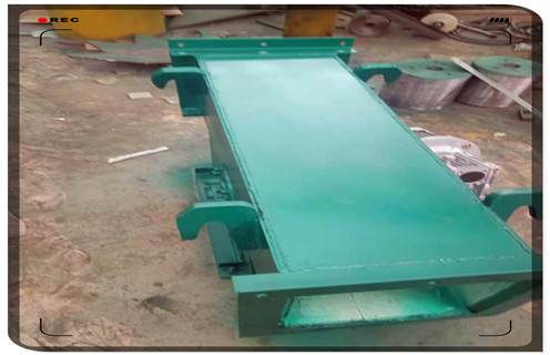 不銹鋼管道除鐵器，內(nèi)蒙古不銹鋼管道除鐵器_遠(yuǎn)力內(nèi)蒙古不銹鋼管道除鐵器應(yīng)用安裝示意圖型12000高斯_可定制工作原理