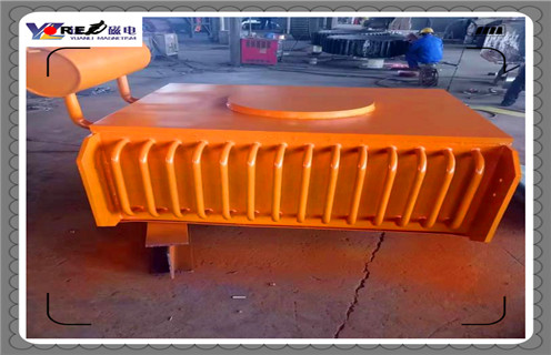 油浸盤式除鐵器，貴州油浸盤式除鐵器_規(guī)格型號_貴州油浸盤式除鐵器適用范圍的工作原理